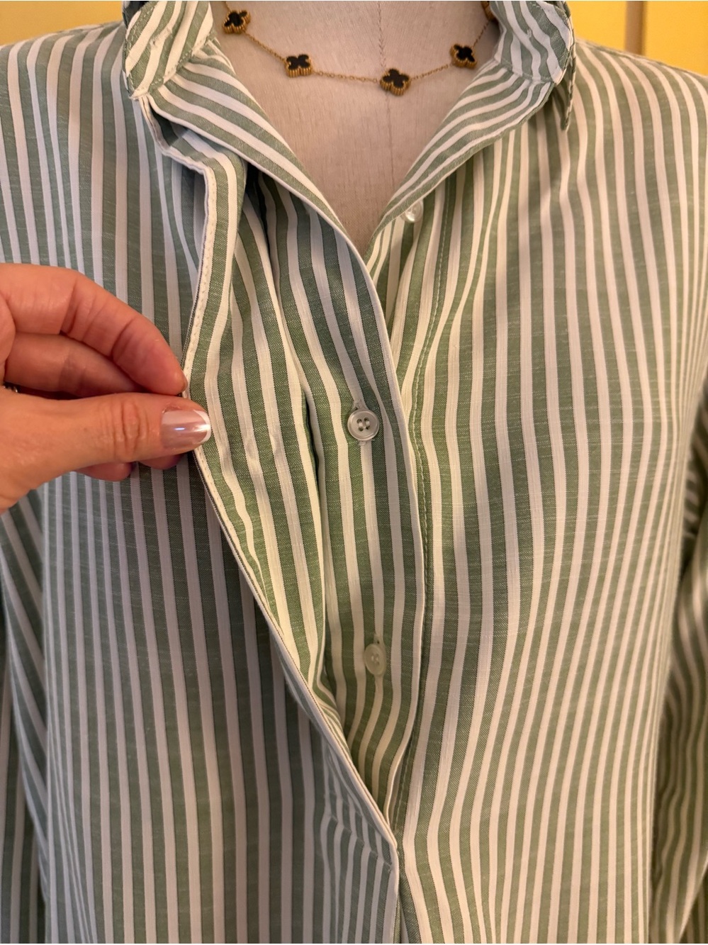 MAX STUDIO Stripe Oversize Long Sleeve Button-Up Tunic in green/ivory Sz M - Picture 12 of 15